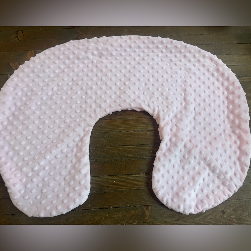 Boppy Pillow Cover - pink Minky